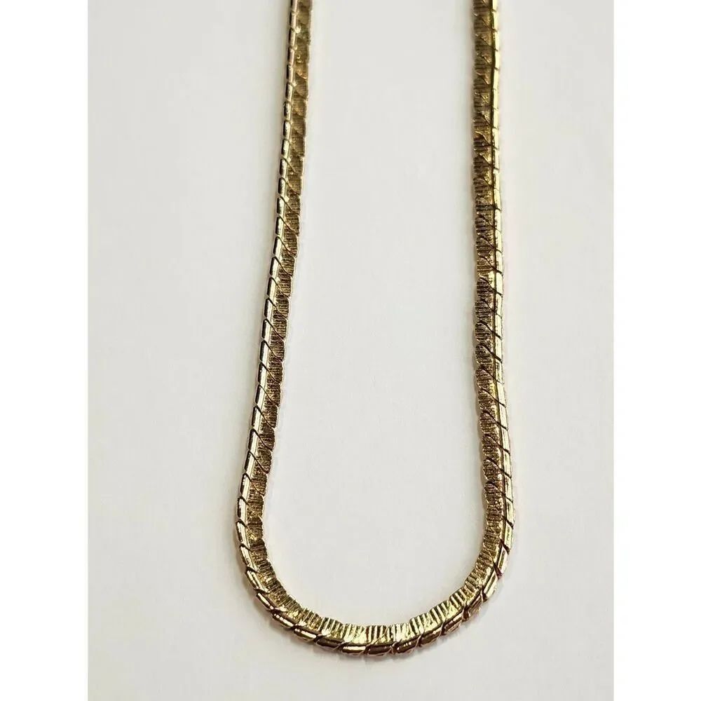 Gold-Tone Women's Avon Chain Necklace - Elegant Everyday Jewelry